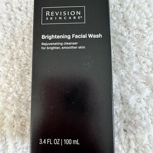 Revision Skincare Brightening Facial Wash (3.4 oz)